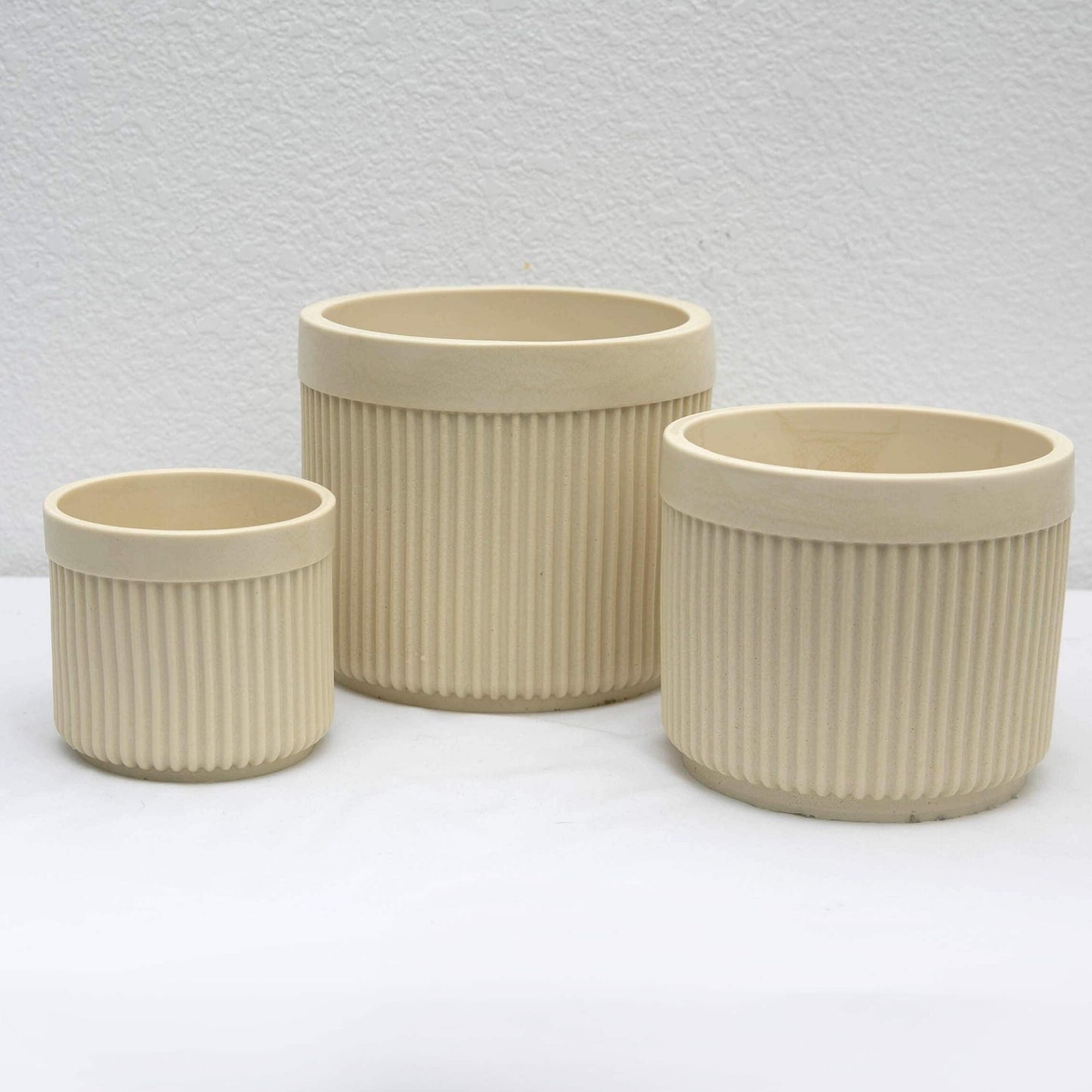 6 inch Cylindrical Fluted Planter Silicone Mold with Casting Frame