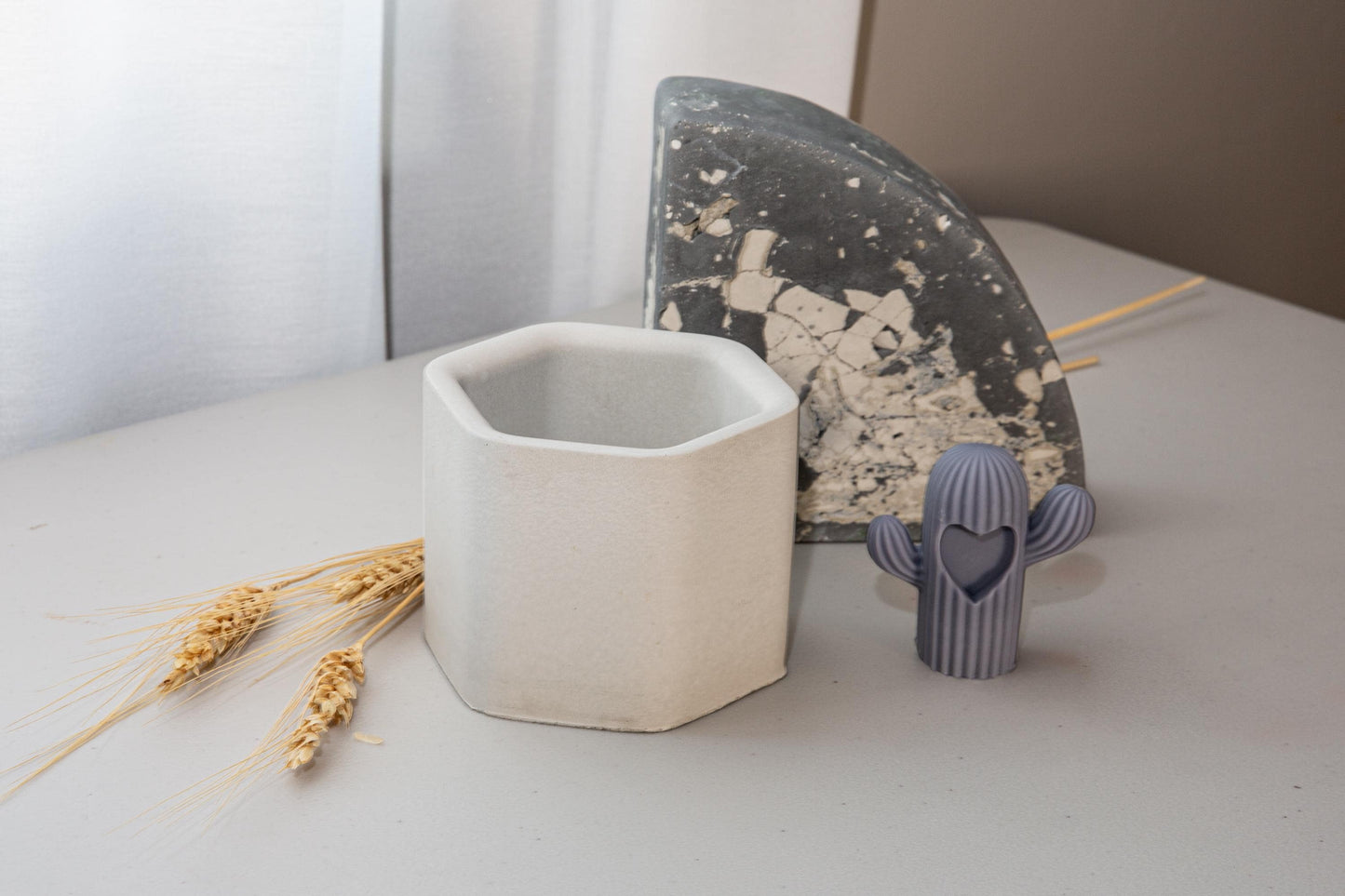 11oz Hexagon Candle Jar Silicone Mold with Casting Frame